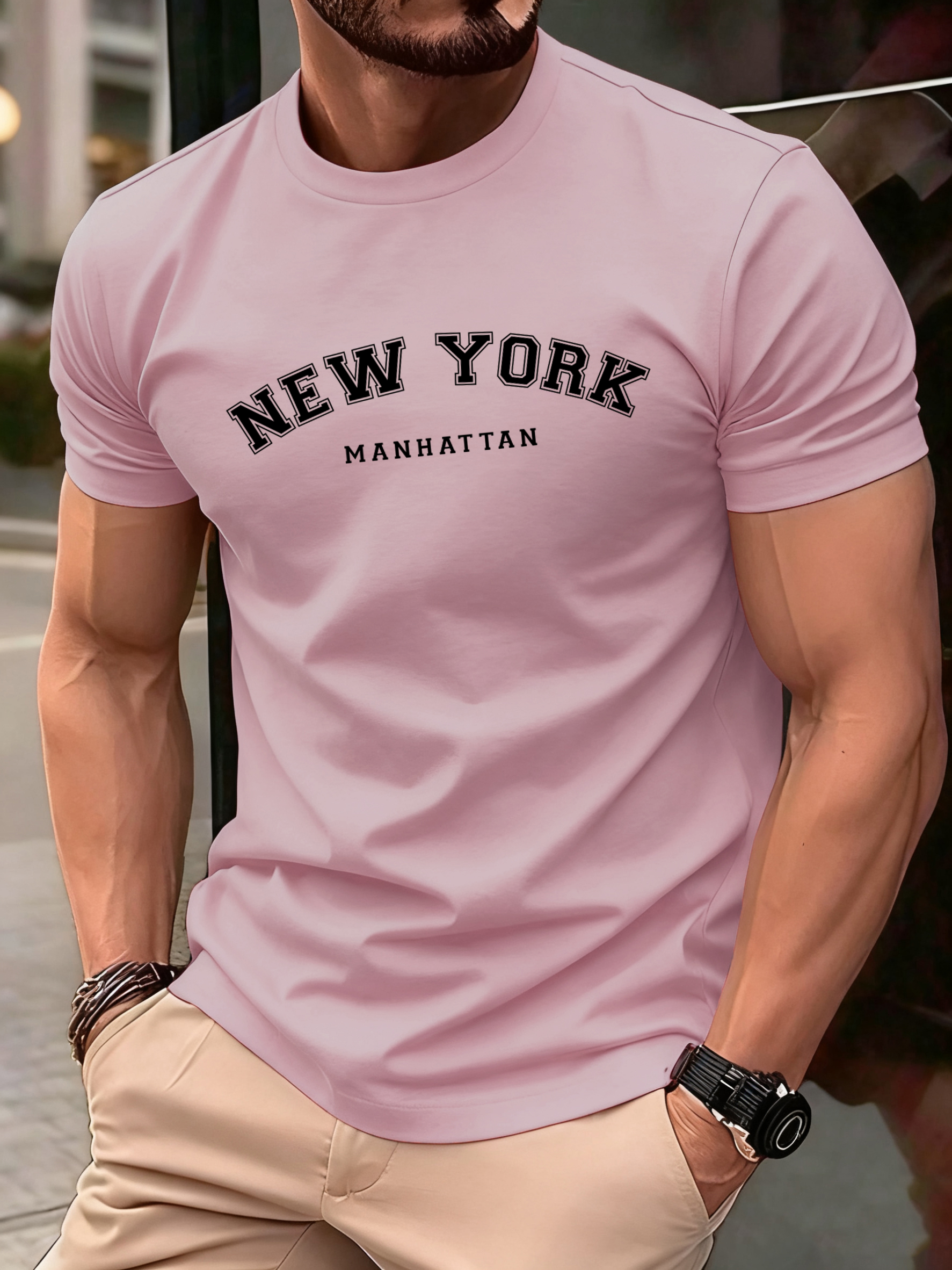 Street Fashion In New York - New York Manhattan Print T-Shirt For