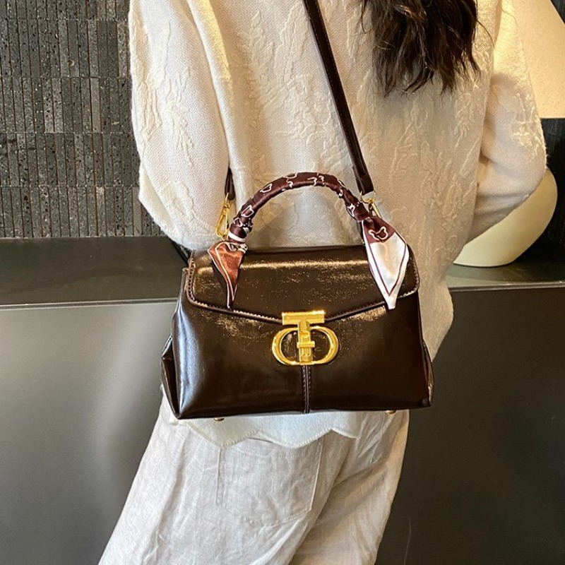 Solid Color Diaper Bag Letter  - Street Fashion In Paris ulasan dan harga